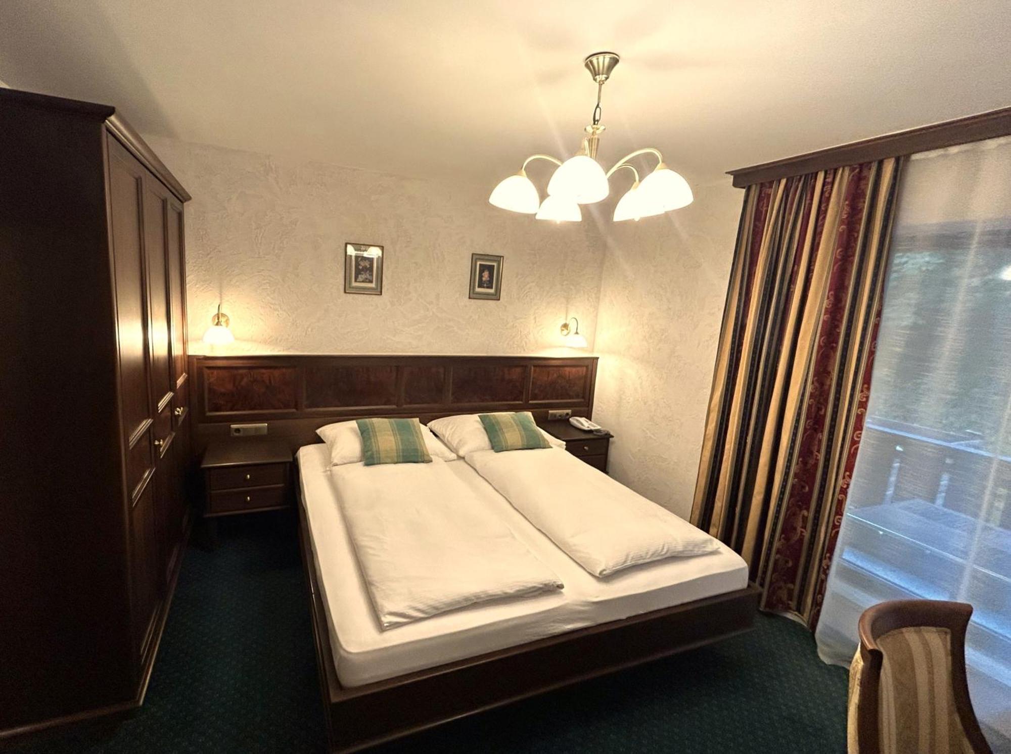 Hotel-Restaurant Batzenhaeusl Innsbruck Luaran gambar